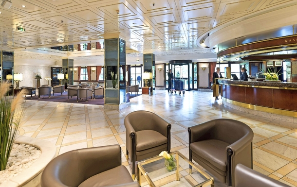 Lobby im Maritim Hotel Königswinter